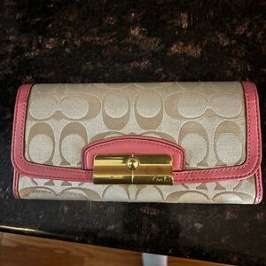 Coach wallet- good condition